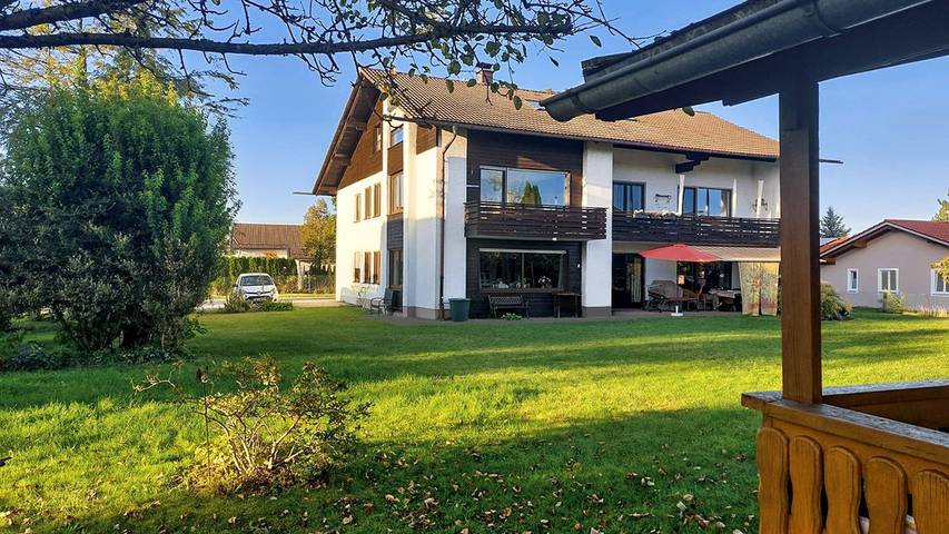 Ferienwohnung für 2 Personen, mit Garten, kinderfreundlich in Grabenstätt