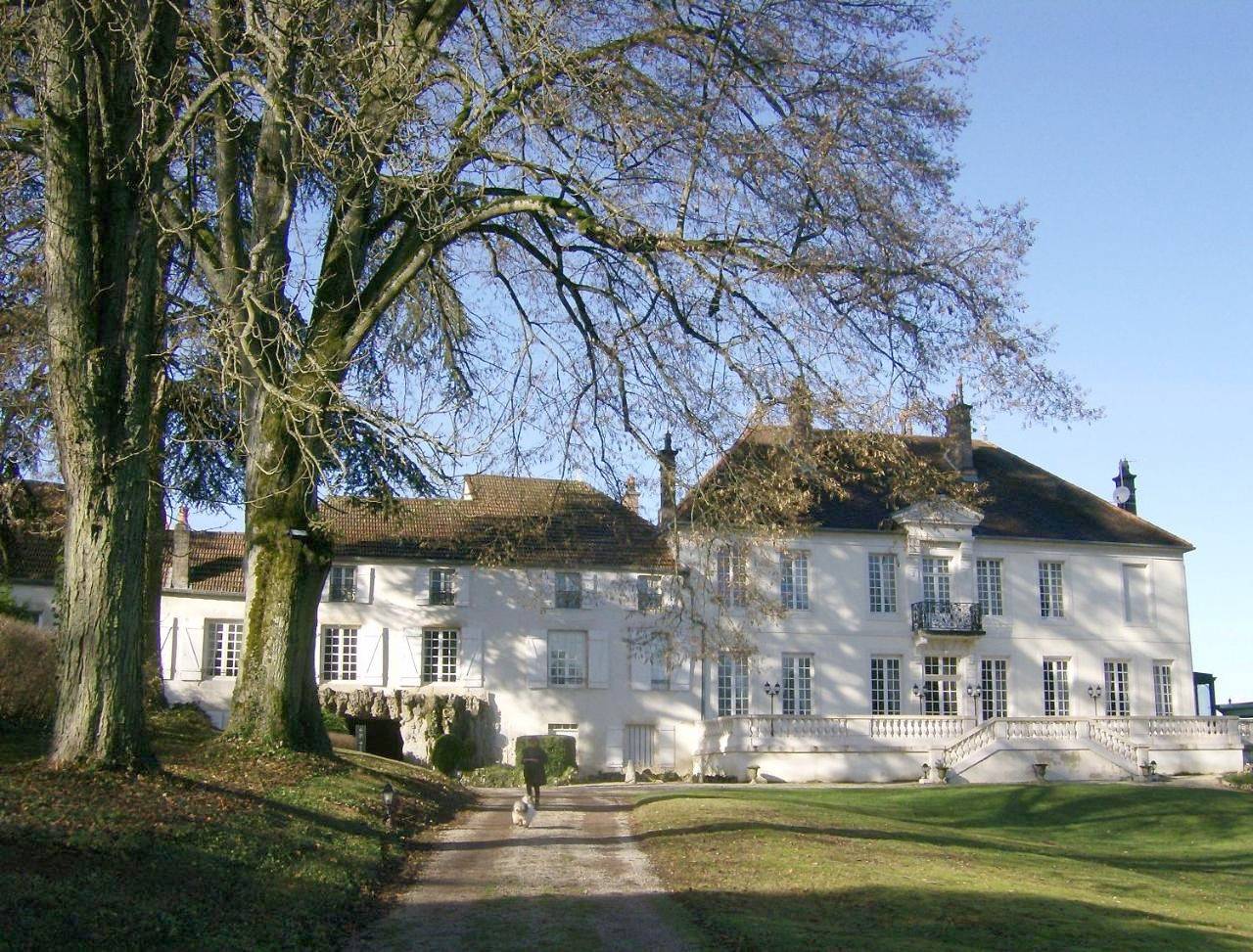 Le Chateau de Prauthoy in Prauthoy, Parc national de forêts