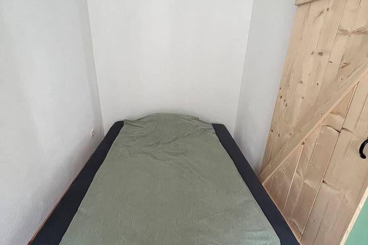 Ganze Wohnung, Fichtelzimmer - zentrale und moderne Ferienwohnung im Herzen von Wunsiedel in Wunsiedel, Landkreis Wunsiedel im Fichtelgebirge