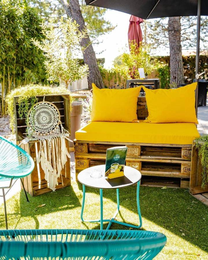 Le Safari Hotel Restaurant in Carpentras, Vaucluse