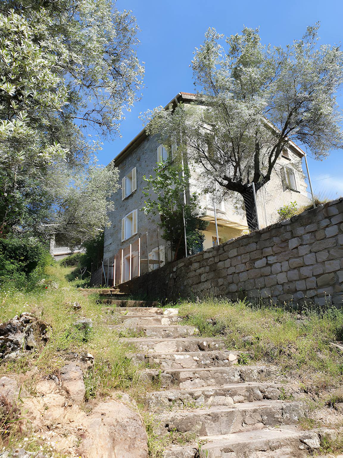 Casa de vacaciones 'Maison De Jeannette' con vistas a la montaña, terraza privada y Wi-Fi in Poggiolo, Parc naturel régional de Corse