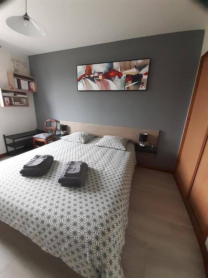 Chambre d’hôte pour 2 personnes, avec Terrasse ainsi que Jardin et Piscine à Frossay