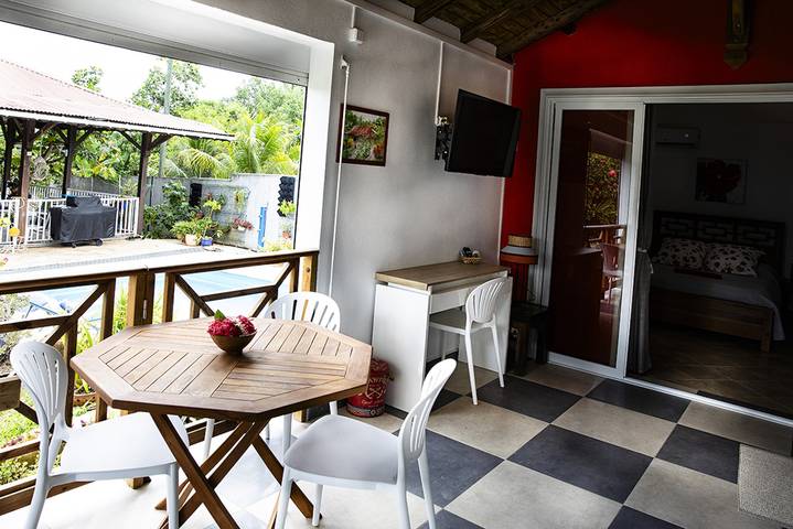 Location de vacances pour 4 personnes, avec piscine et terrasse à Baie-Mahault - 4