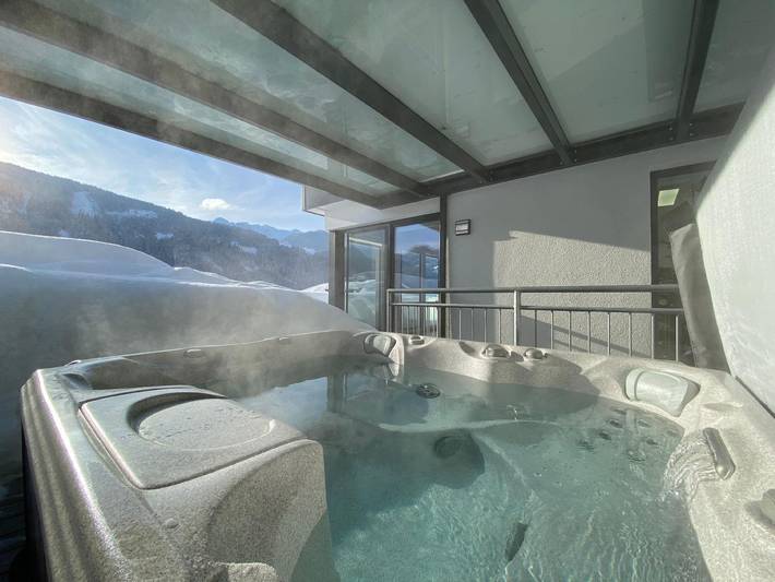 Vakantiehuis voor 4 personen, met terras en whirlpool, met huisdier in Oost-Tirol