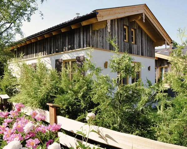 Casa rural para 2 personas, con vistas además de jardín y sauna - 1