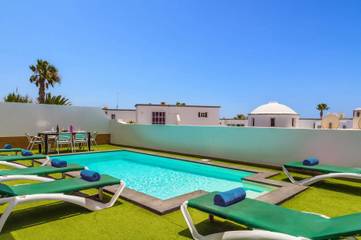 Holiday Home for 6 People in Playa Grande (Canary Islands), Tías, Photo 3