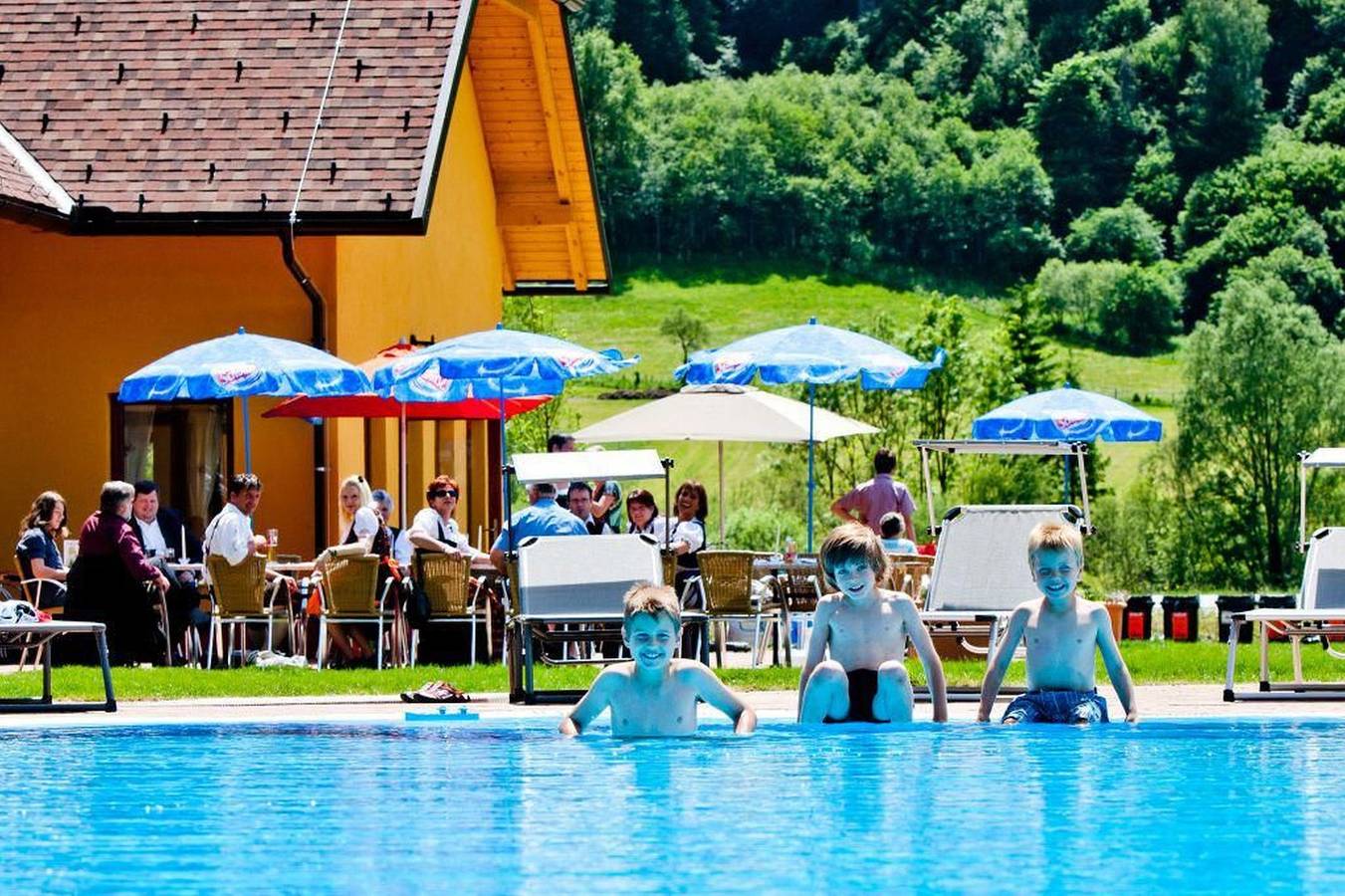 Ferienpark Bella Austria Mobilehome Happy Easy für 6 Personen in St. Peter am Kammersberg, Westliche Obersteiermark