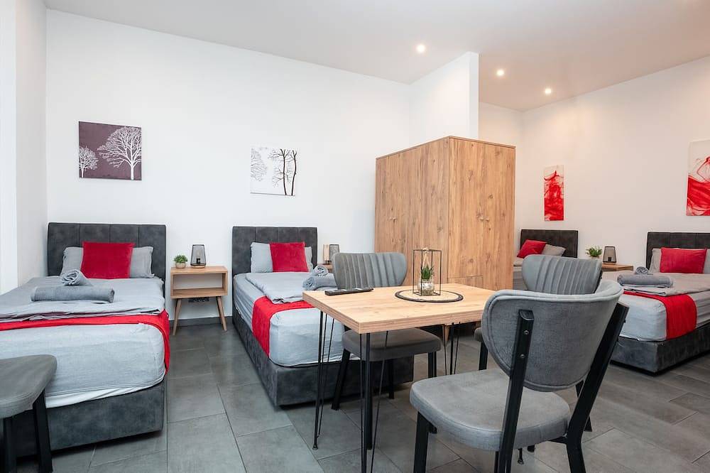 Ganze Wohnung, Serviceroom24 - Apartment 2 in Recklinghausen Hoch Wlan - Tv - 24-7 Check-in in Recklinghausen, Kreis Recklinghausen