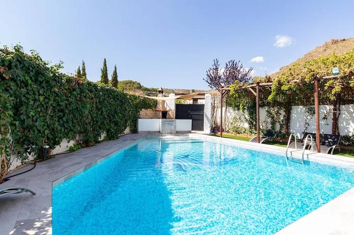 Chalet para 7 personas, con piscina - 1