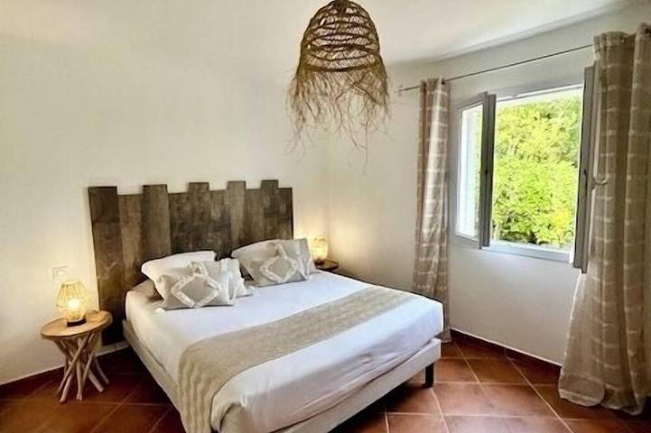 Location de vacances pour 6 personnes, avec jardin et terrasse à Montegrosso - 4