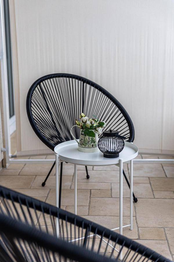 Chambre d’hôte pour 8 personnes, avec Terrasse ainsi que Jardin et Piscine à Split - 2