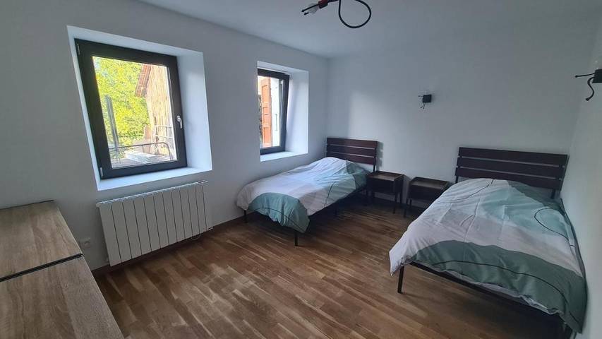 Gîte pour 10 personnes, avec vue et terrasse à Châtillon-sur-Cluses - 4