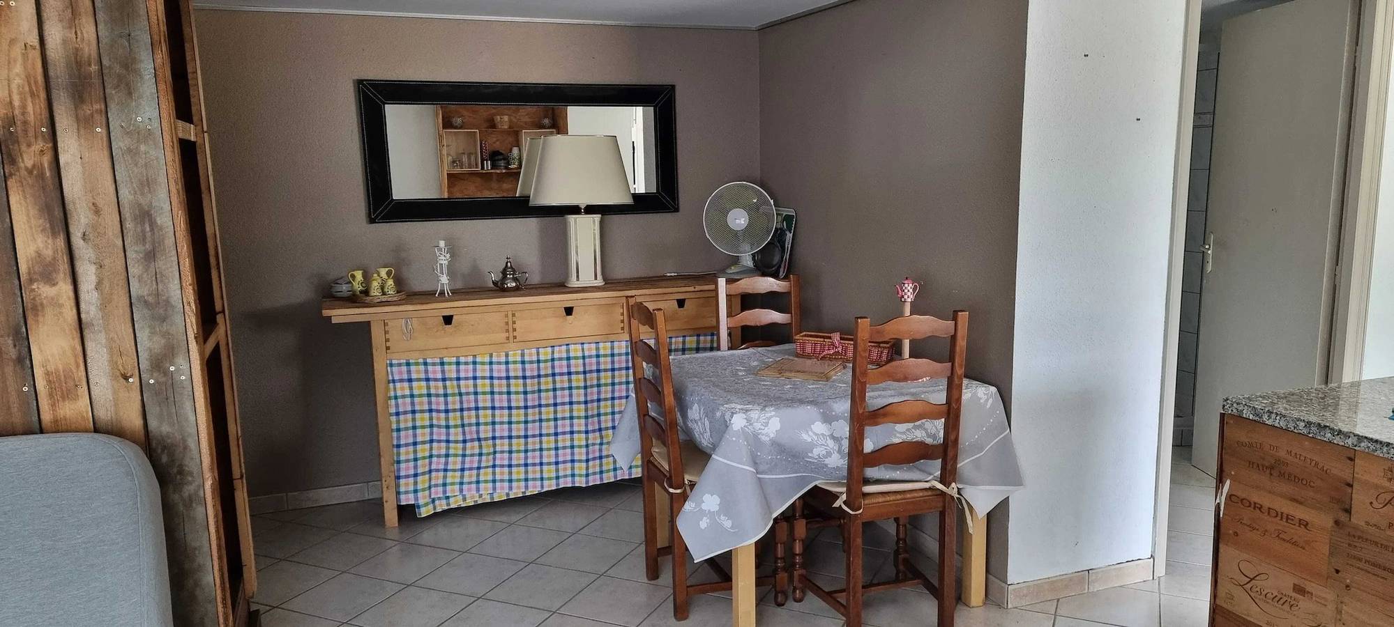 Apartamento entero, Encantador apartamento cerca del lago en Saint-Point-Lac in Mouthe-Lac et Mont d’Or, Doubs (desambiguación)