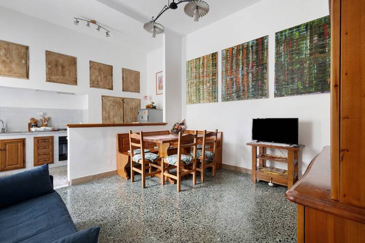 Hel lejlighed, Apartment 'Casa Glad' with Balcony and Air Conditioning in Viareggio, Den Italienske Riviera