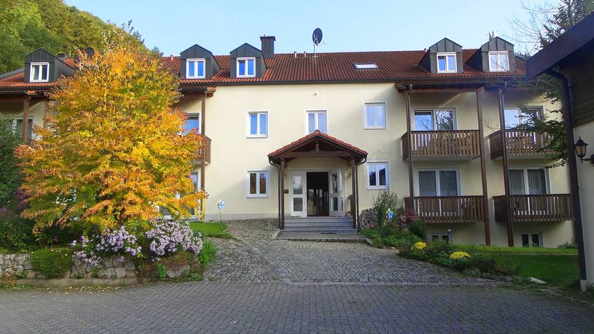 Hotel für 2 Personen, mit Garten und Terrasse sowie Sauna, kinderfreundlich in Bayerischer Jura - 4
