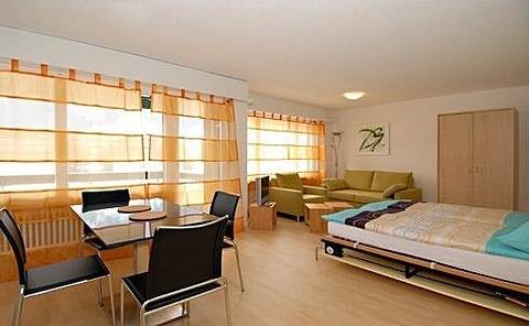 Ferienwohnung für 3 Personen, mit Sauna und Garten sowie Balkon in Davos - 2