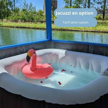 Bateau pour 6 personnes, avec jacuzzi et balcon ainsi que piscine et bassin pour enfant, adapté aux familles dans Côte-d'Or