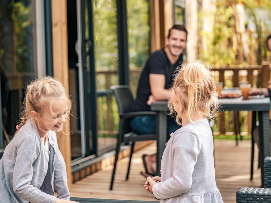 Camping Domaine de l'Orangerie de Lanniron   - Mobile home 10 persons - Sunêlia Luxe Twin 10 people - 5 bedrooms in Quimper, Quimper region