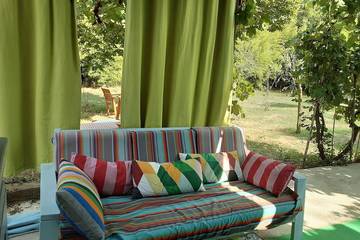 Gîte pour 2 personnes, avec jardin à Barjols