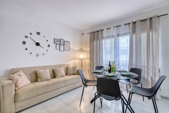 Gîte pour 5 personnes, avec balcon dans St. Paul's Bay - 4