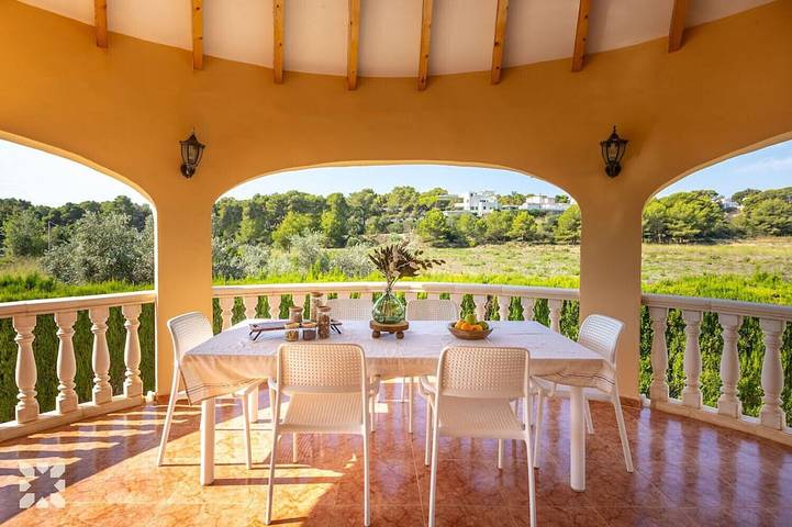 Villa for 8 people, with balcony and garden in Moraira