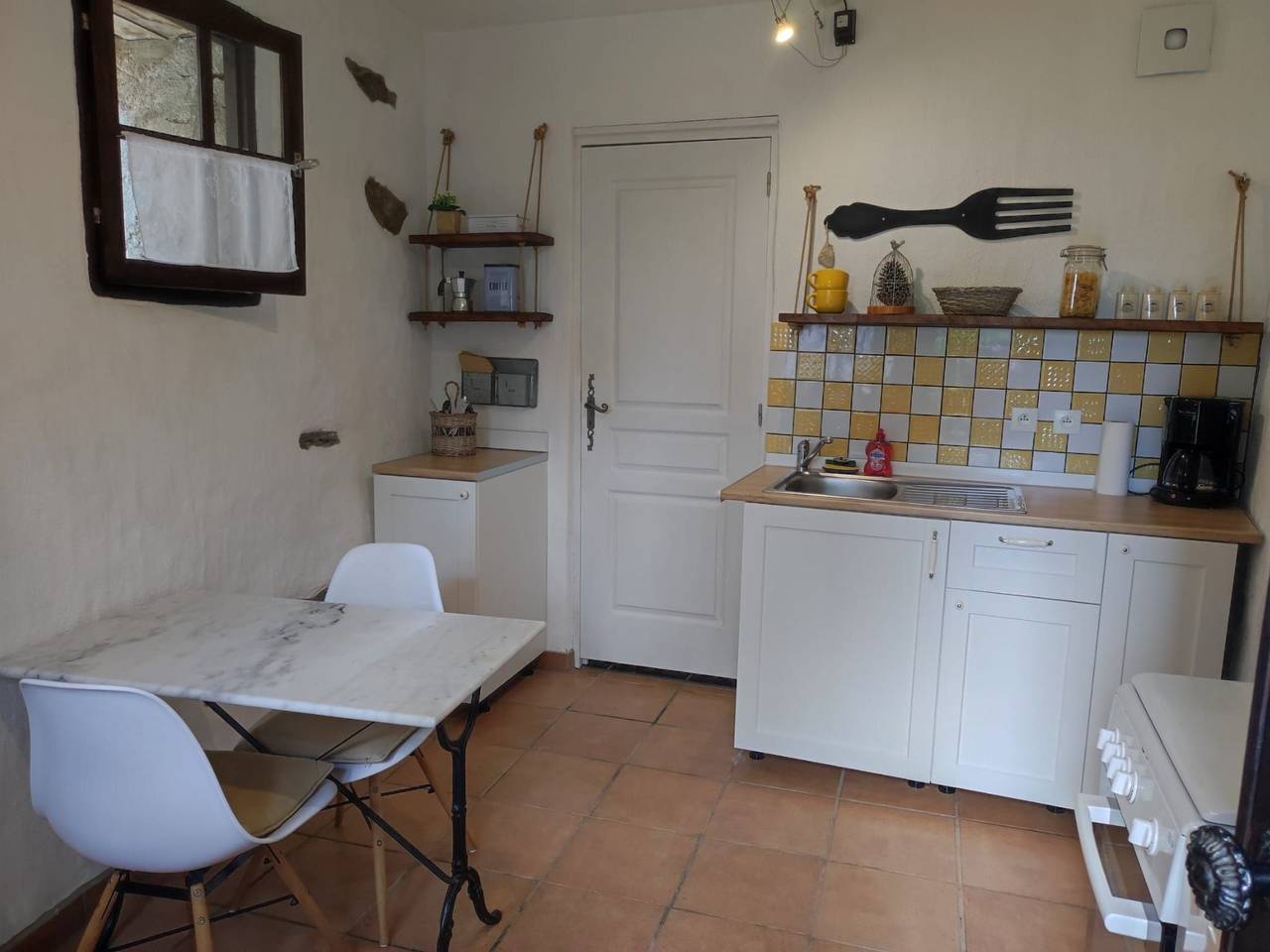Ganze Wohnung, Sole e Ventu 30qm in San-Giovanni-di-Moriani, Corte und Umgebung