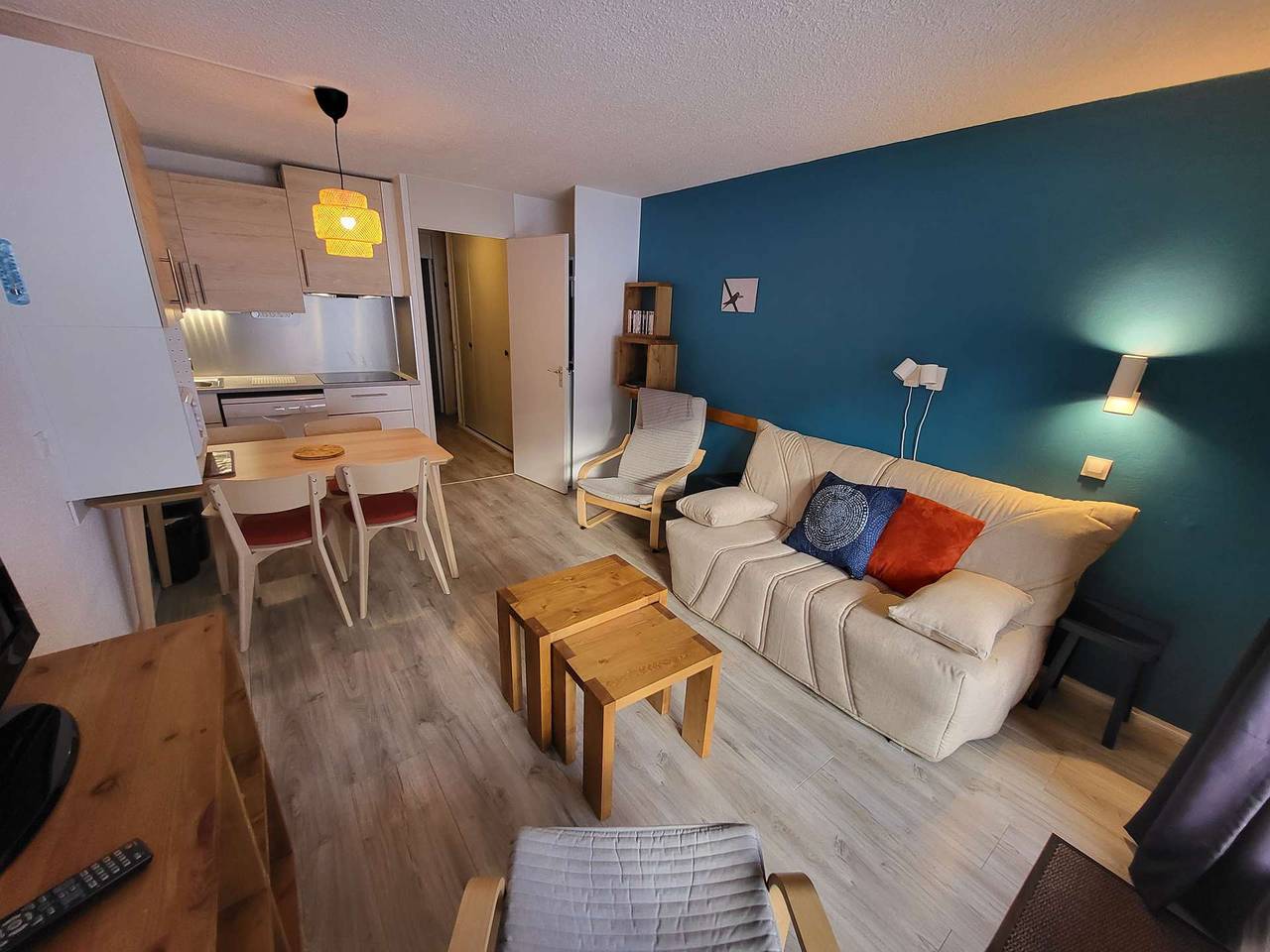 Ganze Ferienwohnung, Le Cheval Noir 9 - Cosy renovated 2-room apartment with balcony in Valmorel, Les Avanchers-Valmorel
