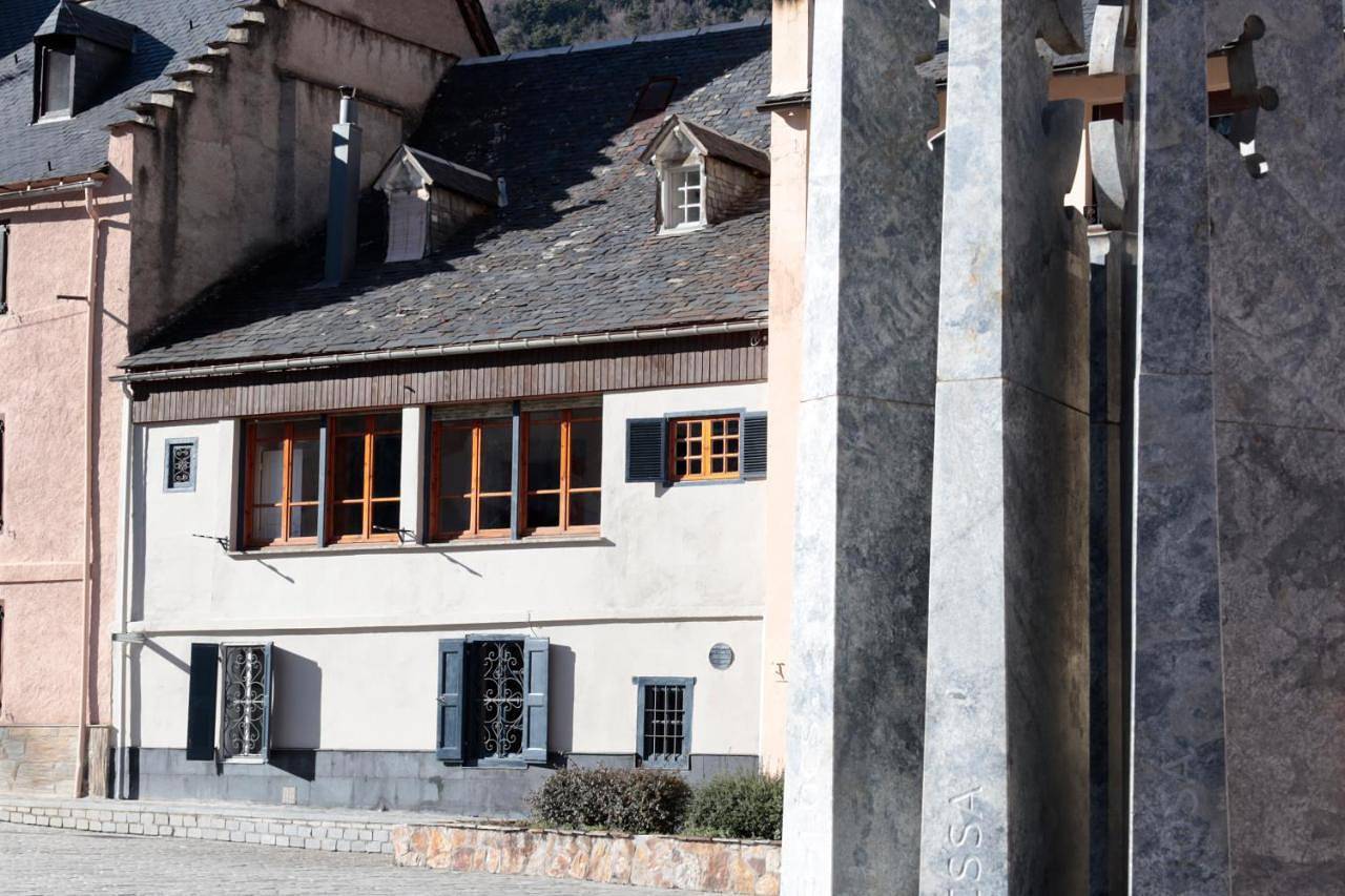 Casa Passeg dera Libertat 8 in Viella, viella e mijaran