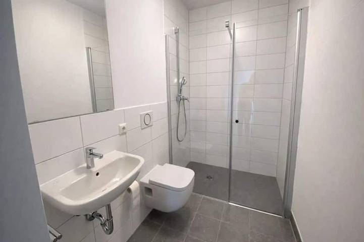 Ganze Wohnung, Penthouse-Wohnung mit Kingsize-Balkon im Herzen von Straubing in Straubing, Ostbayern