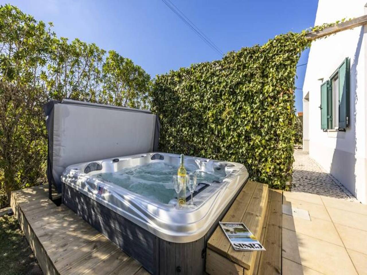 Apartamento entero, Casas y villas para 6 personas in Arrifana, Aljezur