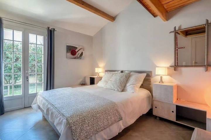 Familienhaus ideal für Familie oder Freunde, Pool, Jacuzzi, Outdoor-Spiele usw. in Châteauneuf-Grasse, Mittelmeerküste (Frankreich)