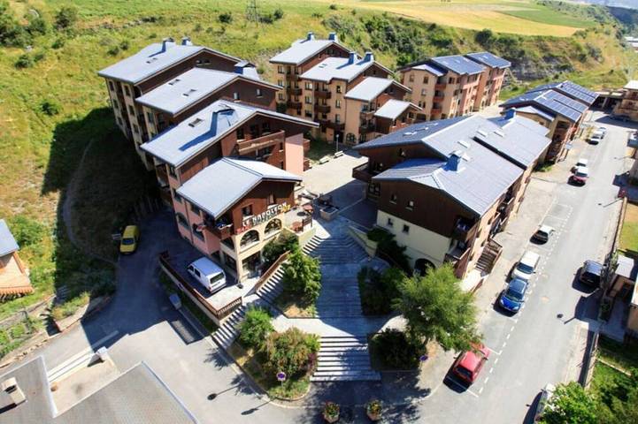 Gîte pour 5 personnes, avec balcon dans Office De Tourisme De Val Cenis Lanslebourg - 3