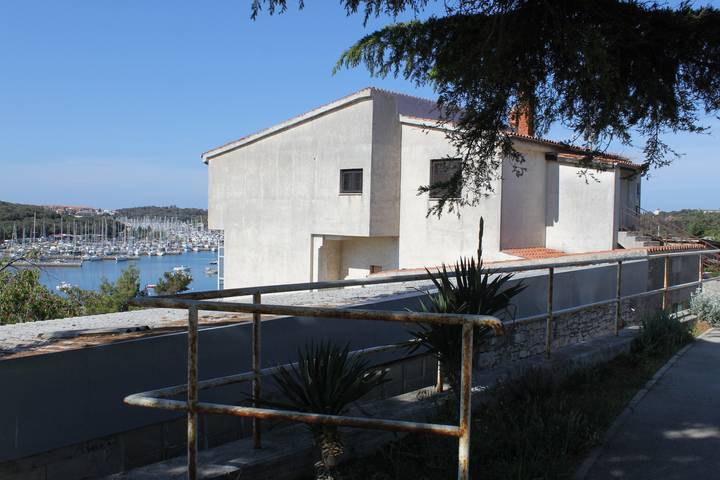 Ferienwohnung für 4 Personen, mit Balkon/Terrasse in Pula - 2
