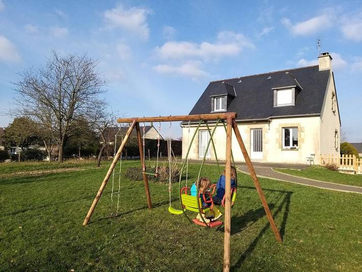 Location de vacances pour 9 personnes, avec Terrasse ainsi que Jardin et Vue à La Croix-Avranchin - 3