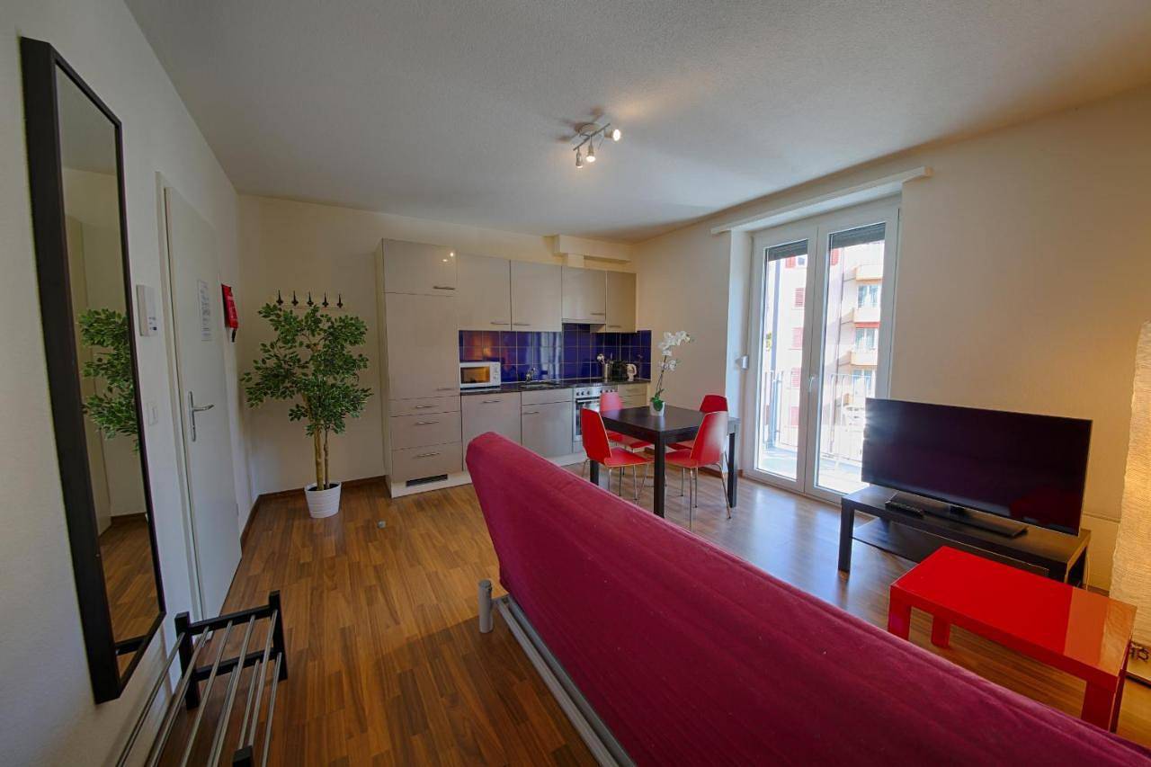 Apartamento inteiro, Hitrental Oerlikon Apartments in Zürich 50 Oerlikon, Zurique