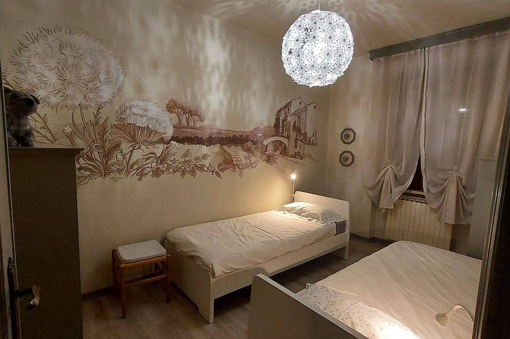 Ganze Wohnung, La Chicca, cozy apartment decorated in every room. Pets allowed in Annicco, Cremona Provinz