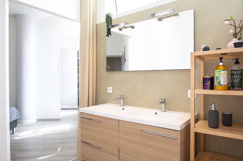 Entire apartment, Le Loft Horloger in Besançon, Doubs