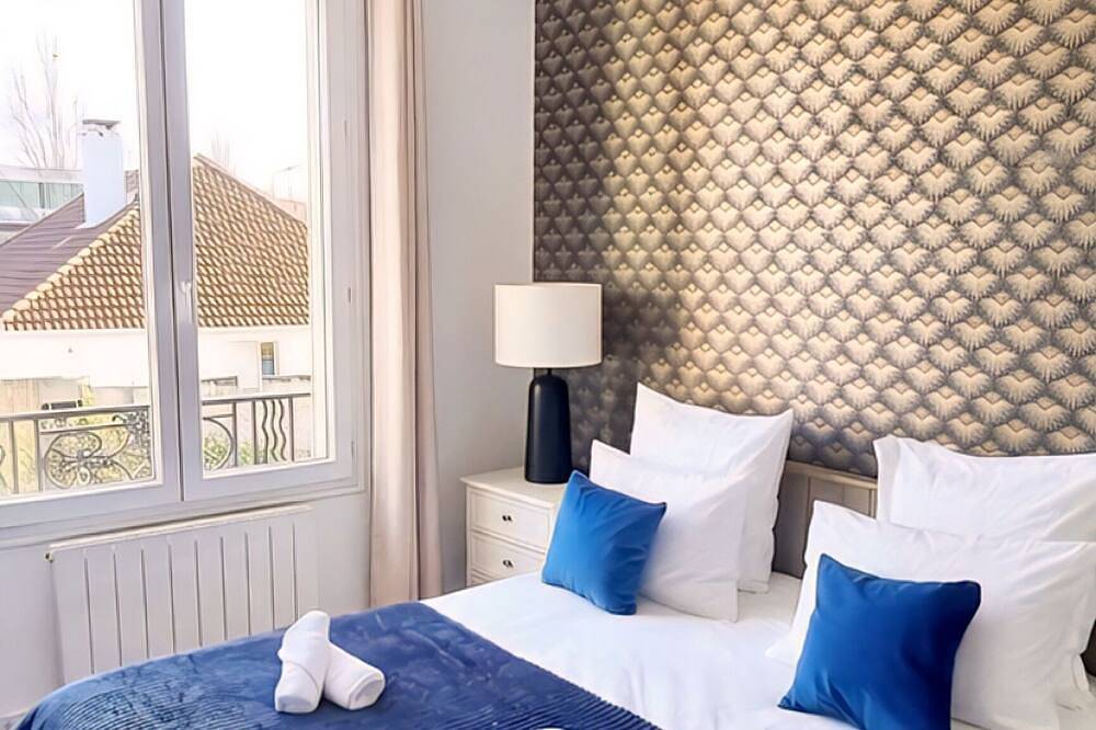 Appartement entier, Grand 2 pièces - Paris & Orly Aéroport à 15 min + Parc de Sceaux à 1 min in Antony, Hauts-de-Seine