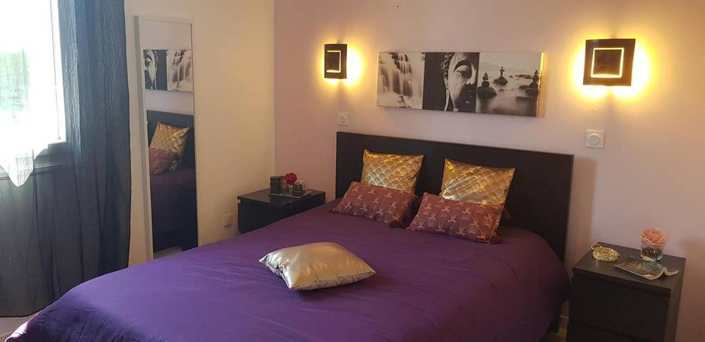 Chambre d’hôte pour 2 personnes, avec jardin ainsi que vue et terrasse