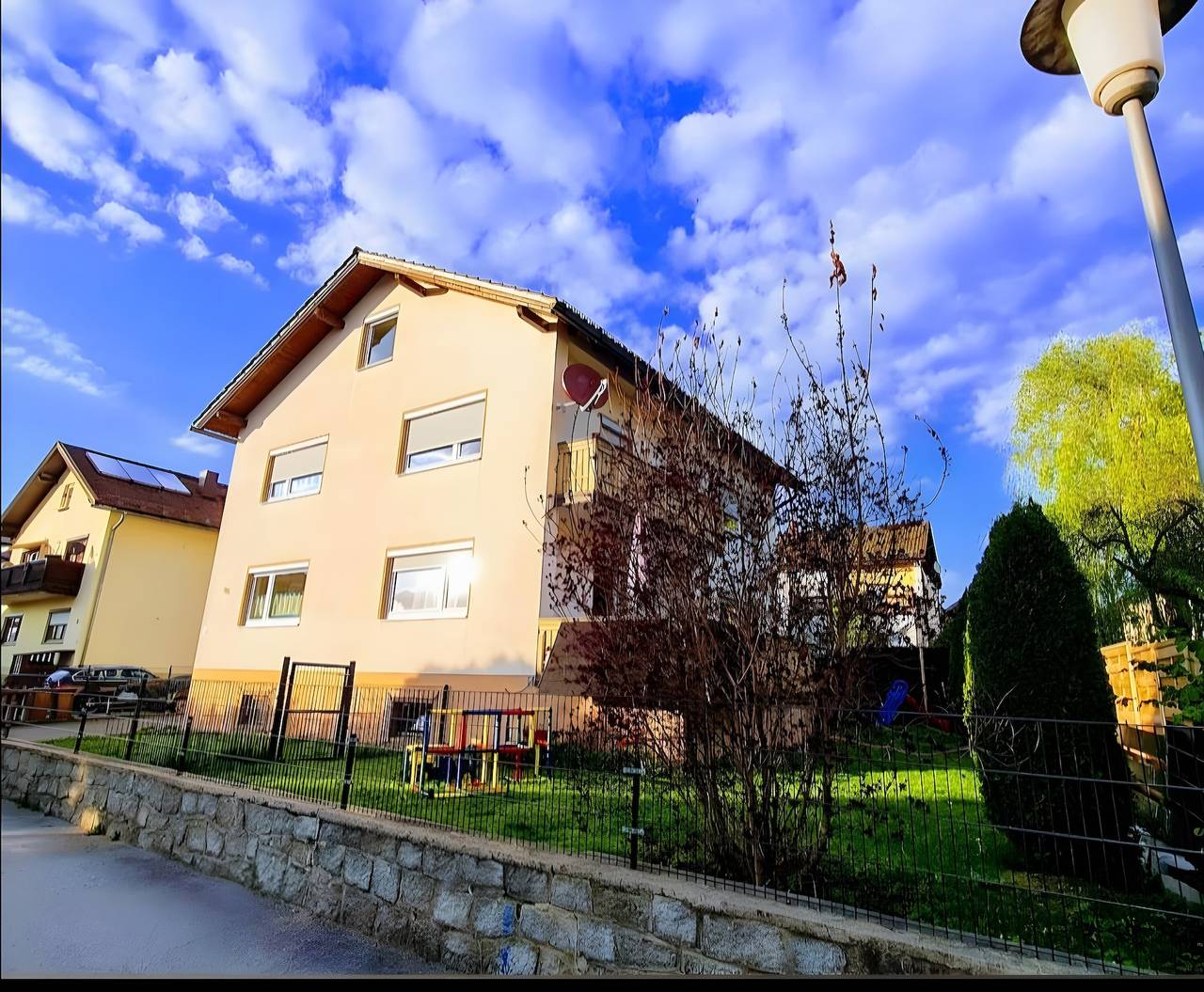 Ferienhaus Falkenstein bis 16 Personen mit Bergblick, Balkon und Wlan in Frauenau, Ostbayern