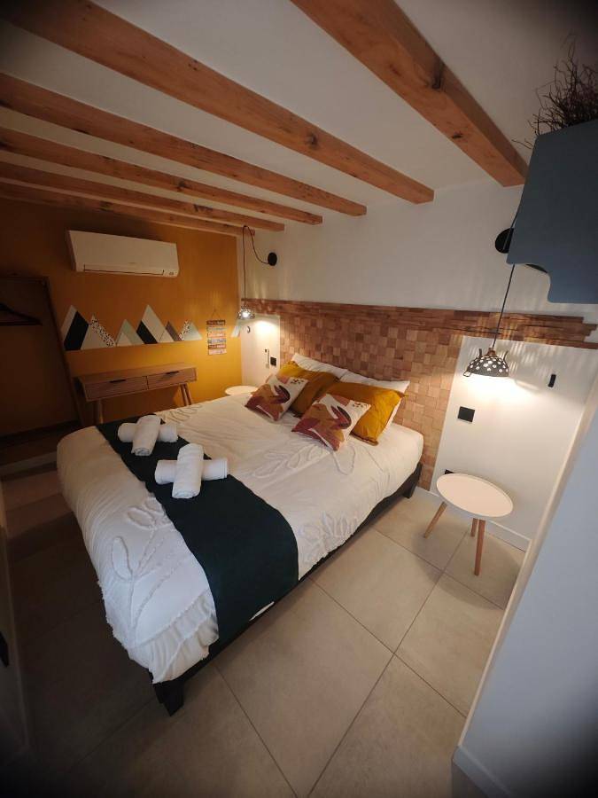 Gîte pour 2 personnes, avec terrasse et jacuzzi à Sciez - 2