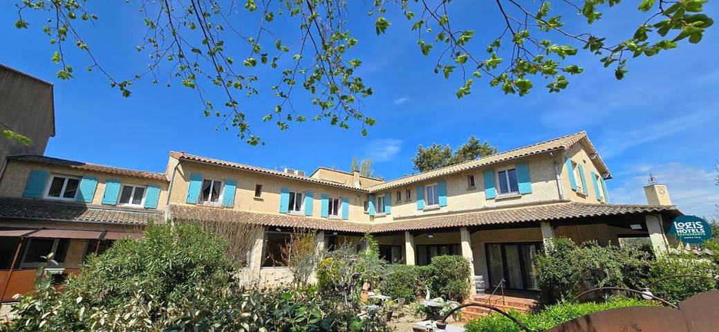 Hôtel pour 2 personnes, avec Terrasse et Jardin ainsi que Piscine et Sauna