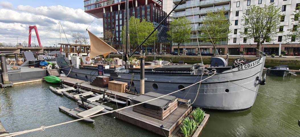 Bateau pour 5 personnes, avec vue ainsi que terrasse et sauna, animaux acceptés à Rotterdam - 4