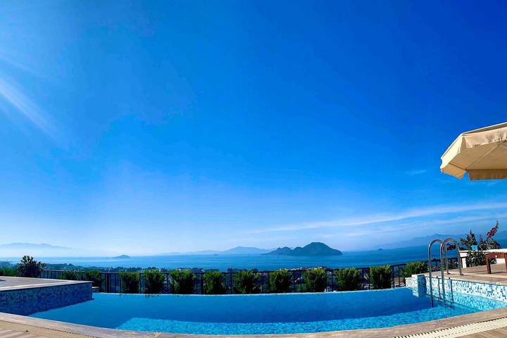 Bodrum - 5 bedrooms Villa with heated pool  in Bodrum, Egeo Turco