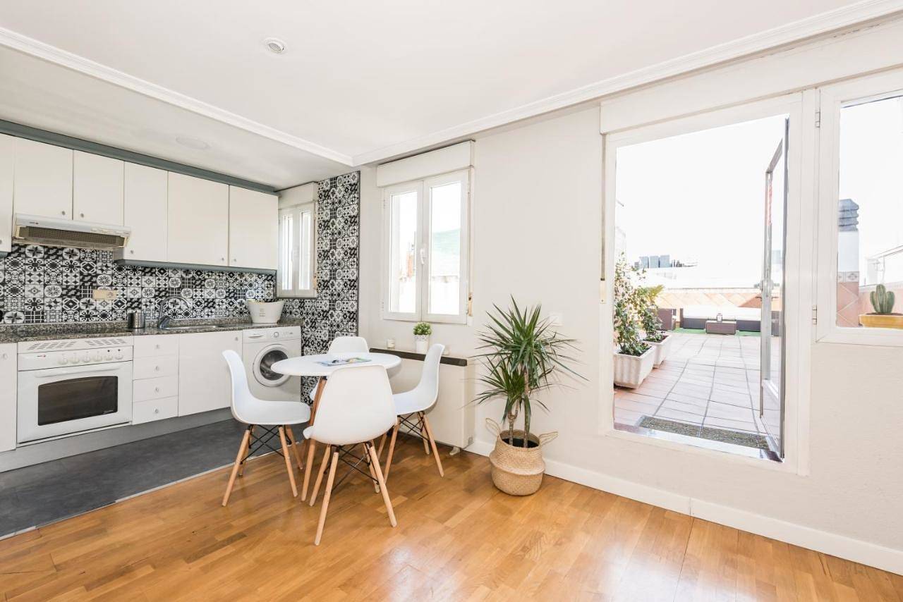 Apartamento entero, Apartments Madrid Principe 2 in Centro (Madrid), Madrid