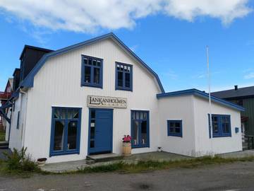 Ferienwohnung für 2 Personen, mit Terrasse und Ausblick, mit Haustier in Vesterålen
