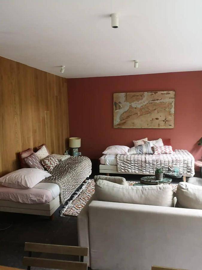 Location de vacances pour 15 personnes, avec vue sur le lac ainsi que terrasse et vue à Brunoy - 4