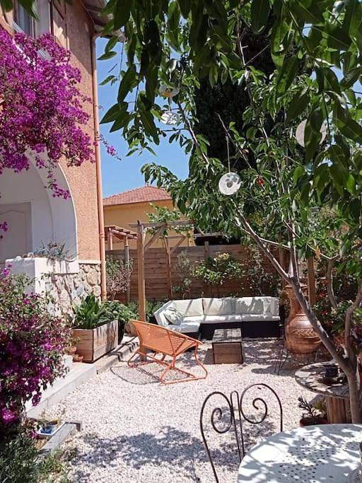 Villa pour 6 personnes, avec piscine ainsi que terrasse et jardin à La Valette-du-Var - 4