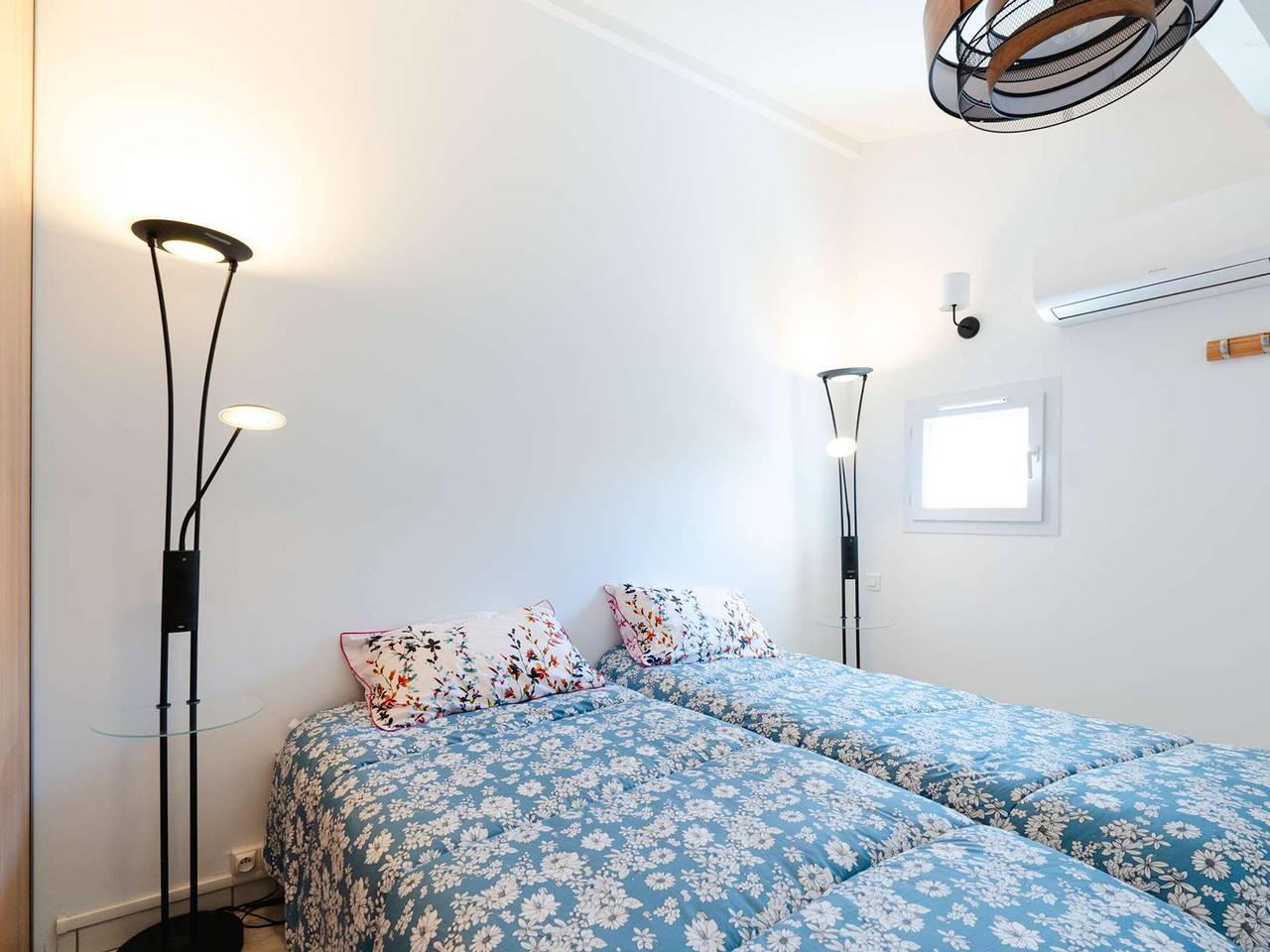 Klimatisiertes Ferienhaus mit Pool, Terrasse und Parkplatz in ruhiger Lage in Gruissan (Ville), Gruissan