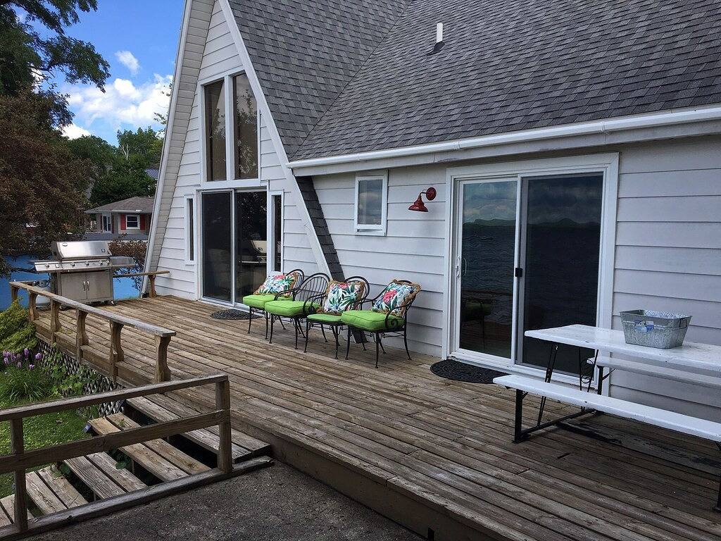 Schönes Haus am See direkt am Hubbard See, East Shore in Hubbard Lake, Alcona County